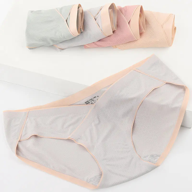 Seamless Maternity Underwear for Postpartum Comfort