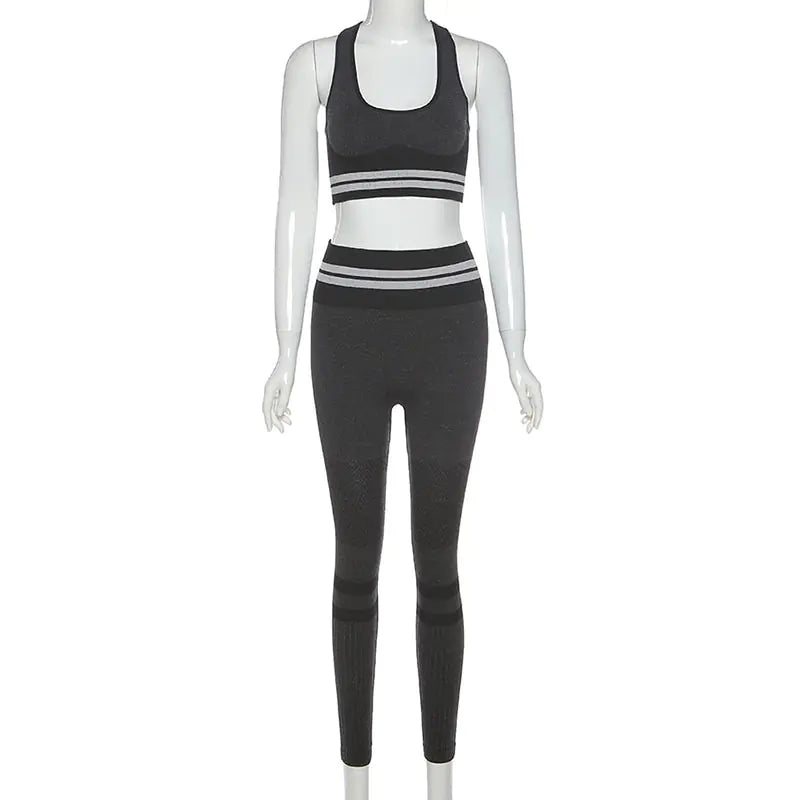 Seamless Knitted Yoga Fitness Set for Women 2020